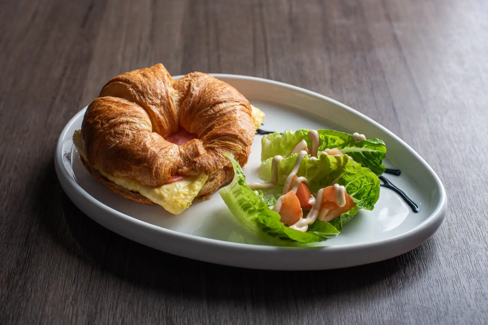 Turkey Ham & Scrambled Egg (Croissant Sandwich)
